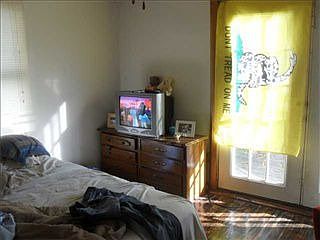 5th image of 1703 E Memorial Dr