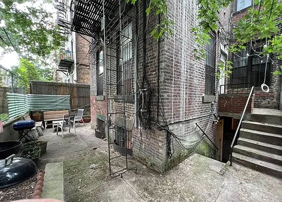 Rented by Samuels Property Group LLC | media 11