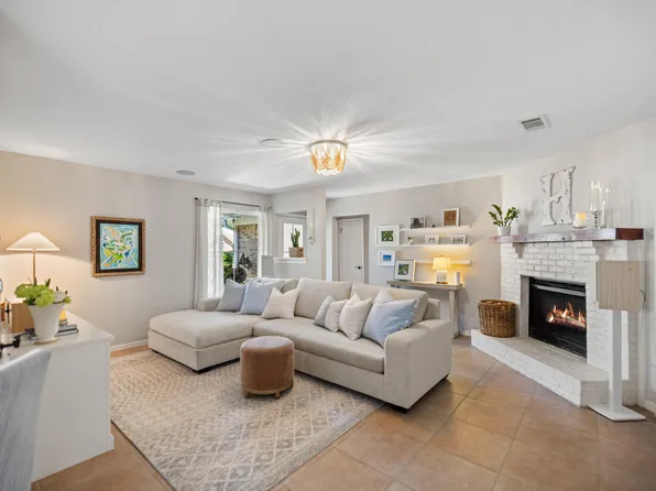 131 Wright Cir, Niceville, FL 32578