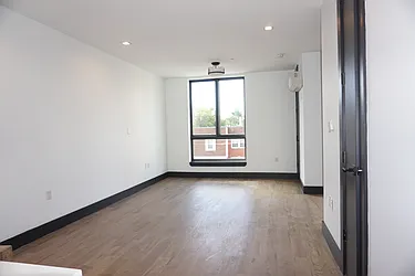 Rented by Rennit Inc.