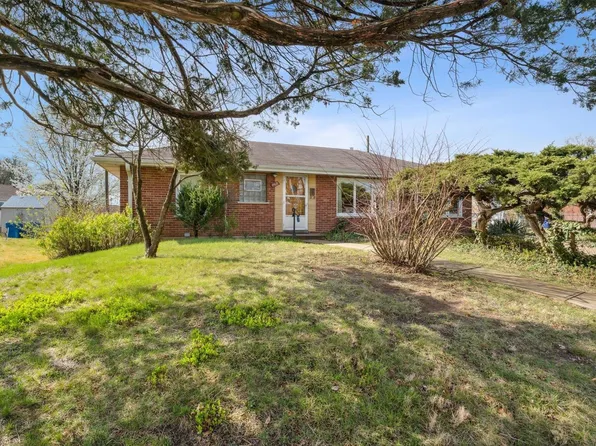 9508 Sequoia Ct, Saint Louis, MO 63123