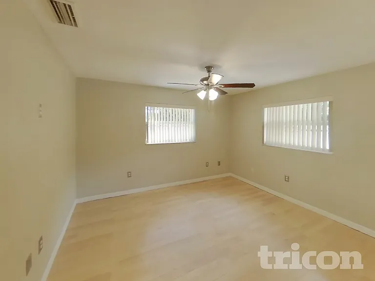 1601 Gulf Rd — Photo 12