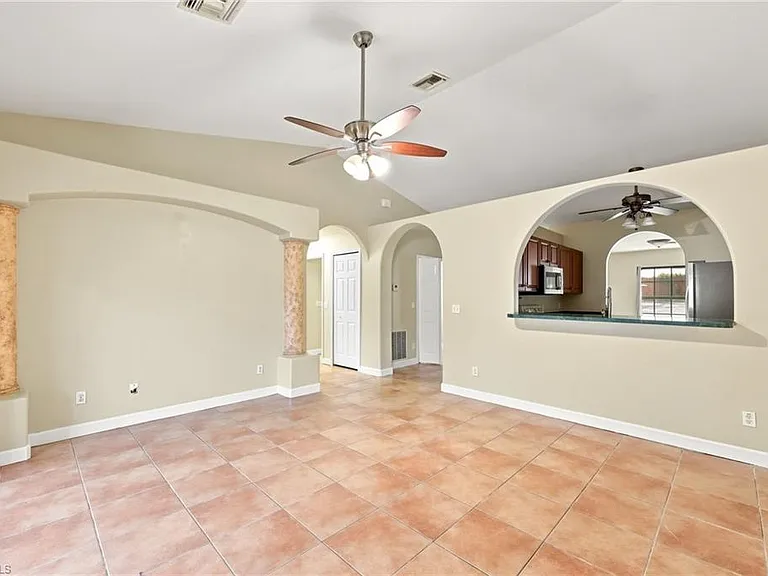 4438 Pine Lake Rd — Photo 18