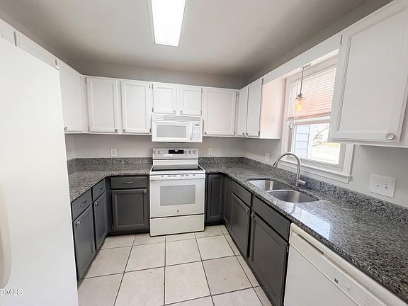 2nd image of 5621 Split Oak Way