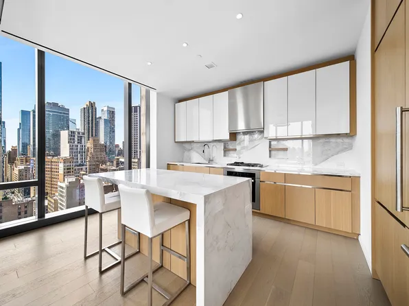 277 5th Avenue 25D image 2 of 15