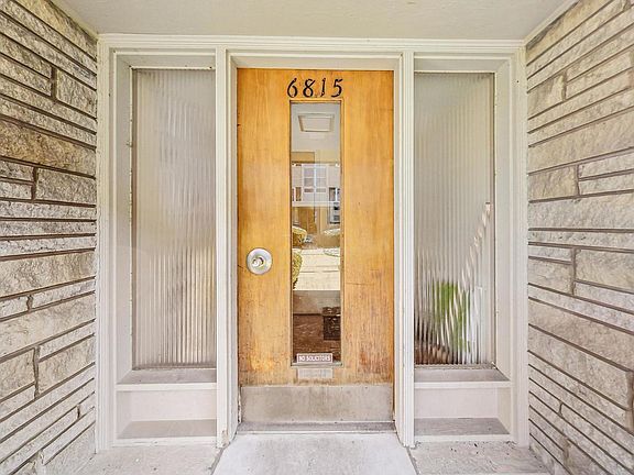 3rd image of 6815 W Raven St Unit 1B