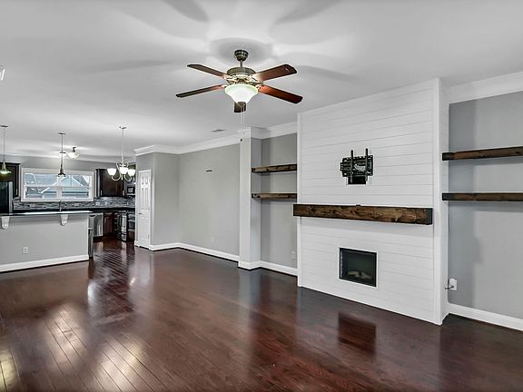 4th image of 1811 Pulaski St