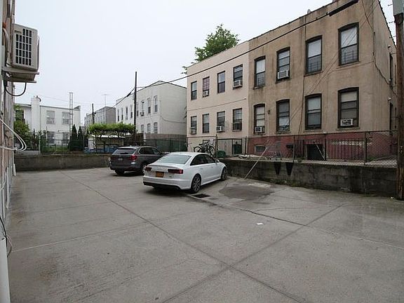 4th image of 66 Bay 38 St #2A