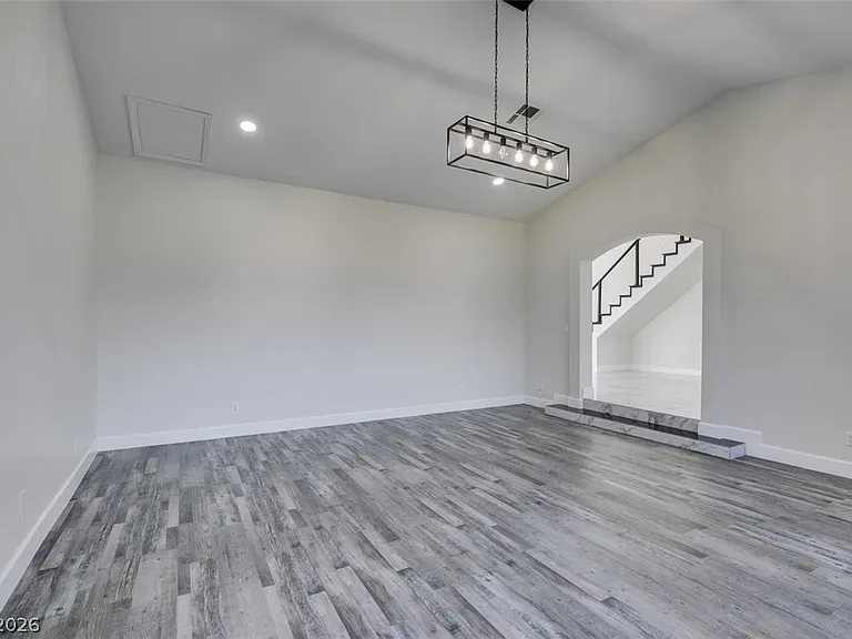 7040 Obannon Dr — Photo 13