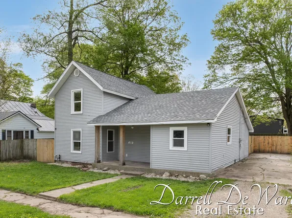 130 Cherry St, Freeport, MI 49325
