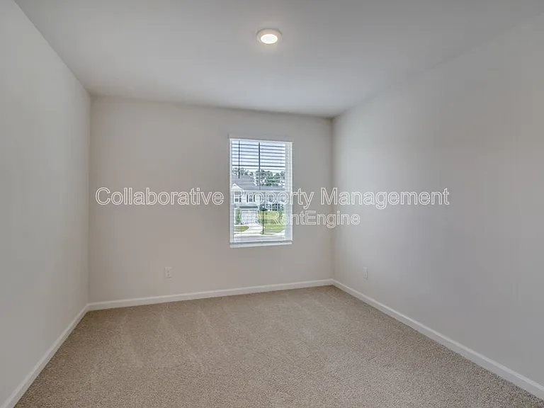 133 Congo Ct — Photo 13