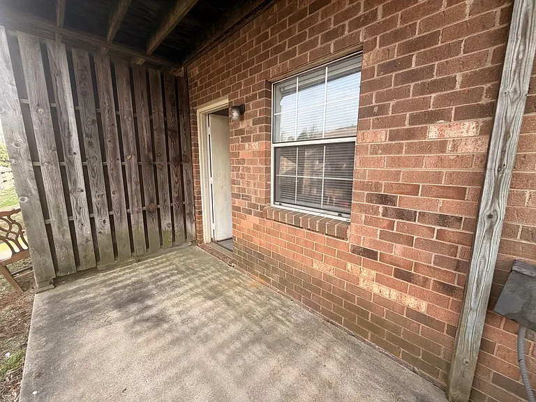 317 Pineview Dr — Photo 14