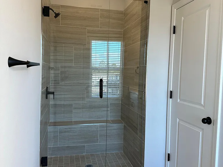 410 Herring Dr — Photo 17