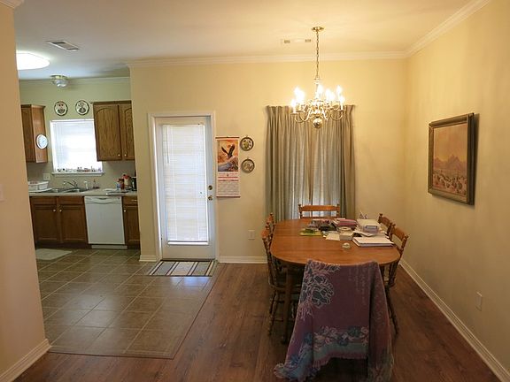 4th image of 112 Aloys Cir