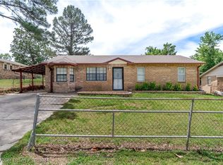 903 O St, Barling, AR 72923