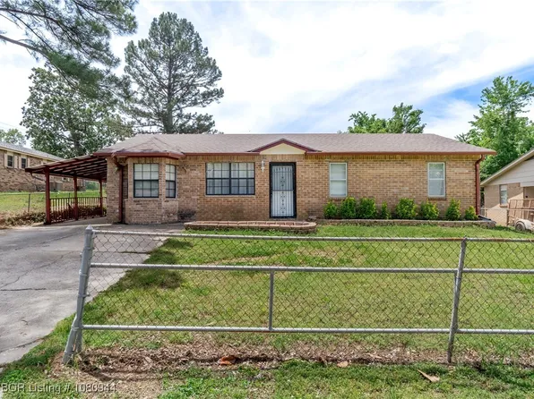 903 O St, Barling, AR 72923
