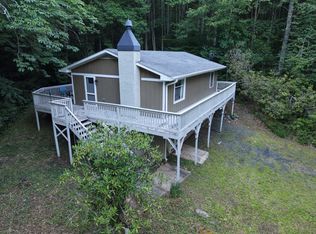 560 Buchanan Ln, Newland, NC 28657