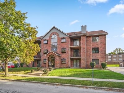 3727 214th Pl APT 2C, Matteson, IL, 60443