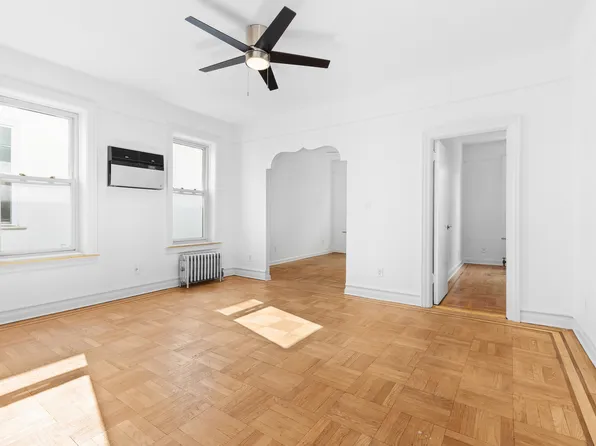 124 Terrace Place image 1 of 6