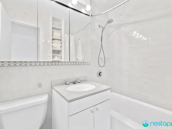 7 East 14th Street image 11 of 13