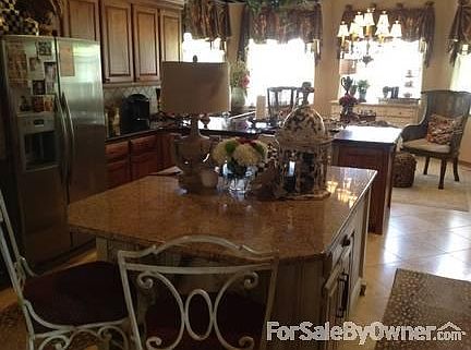 Kitchen
						:
						Kitchen and Nook, granite counters, double oven