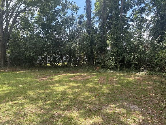 2nd image of 2613 Quincy Cir