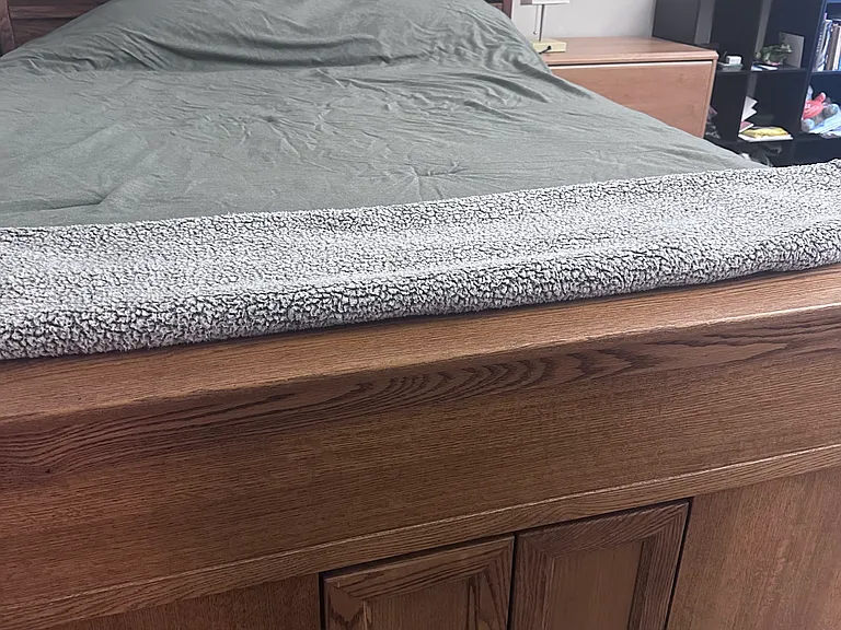 GUEST Bedroom storage bed