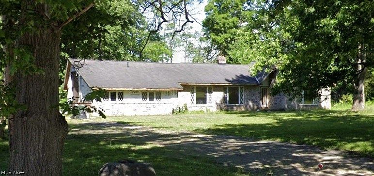 1st image of 4930 Brainard Rd