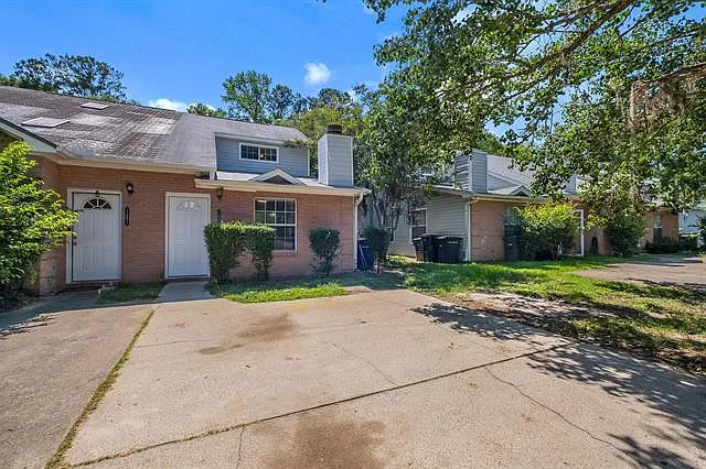 2454 Nugget Ln — Photo 1