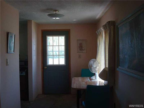 4th image of 270 Hyland Ave