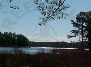 37 Sunset Point Rd, Belhaven, NC 27810