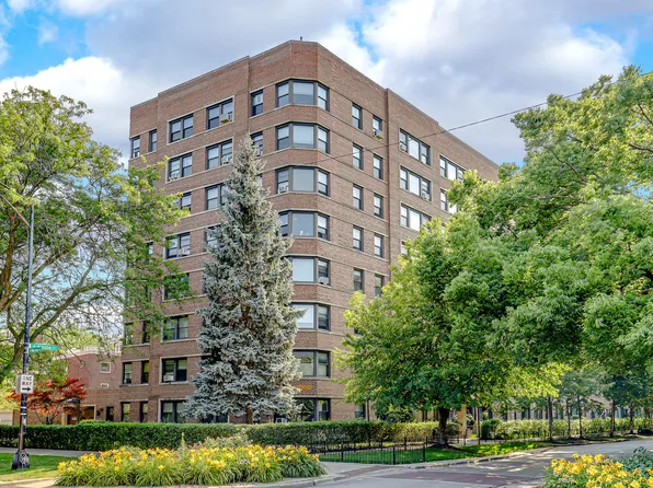 4880 N Marine Dr APT 404, Chicago, IL 60640