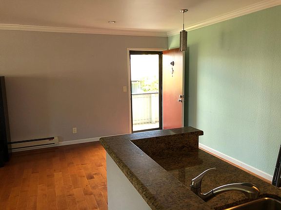 4th image of 129 Piccadilly Pl APT G