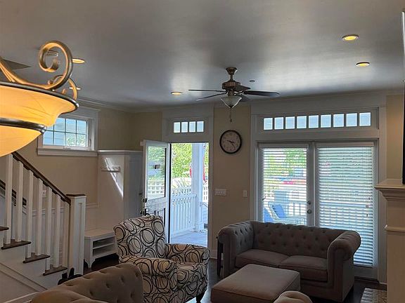 5th image of 436 D Ave