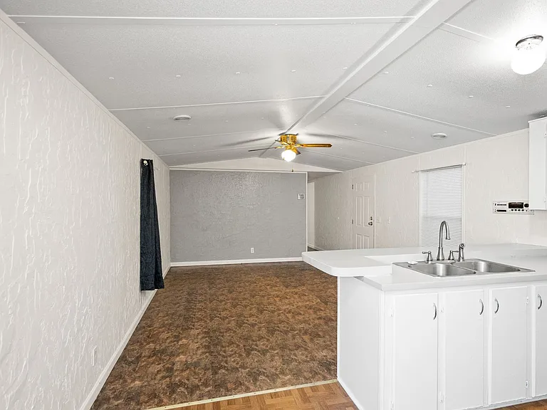 25270 Pompano Dr — Photo 6