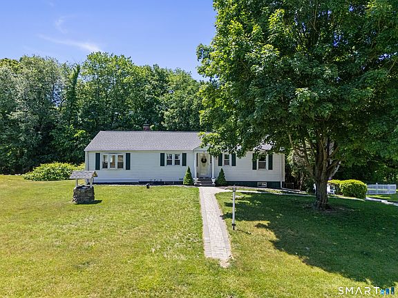 3rd image of 16 Westview Drive