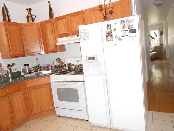 4th image of 1527 N Mason Ave
