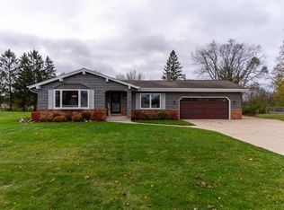 8103 S Mission Dr, Franklin, WI 53132