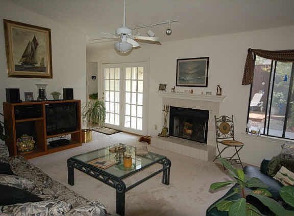 5th image of 2138 Willowgate Ln