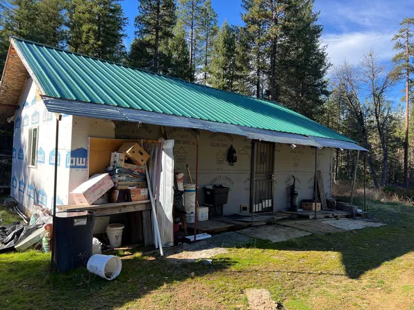 721 White Oak Rd, Hayfork, CA 96041