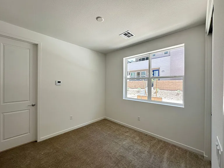 3331 Esker Ridge Ave — Photo 15
