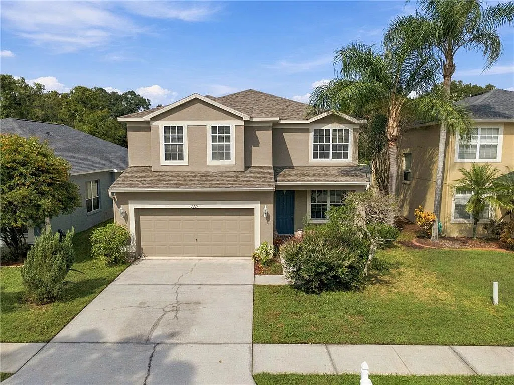 3 bed, 2.5 bath, 2190 sqft, $3,000 — Photo 1