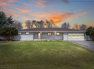 4407 Riviera Dr, Central Square, NY 13036