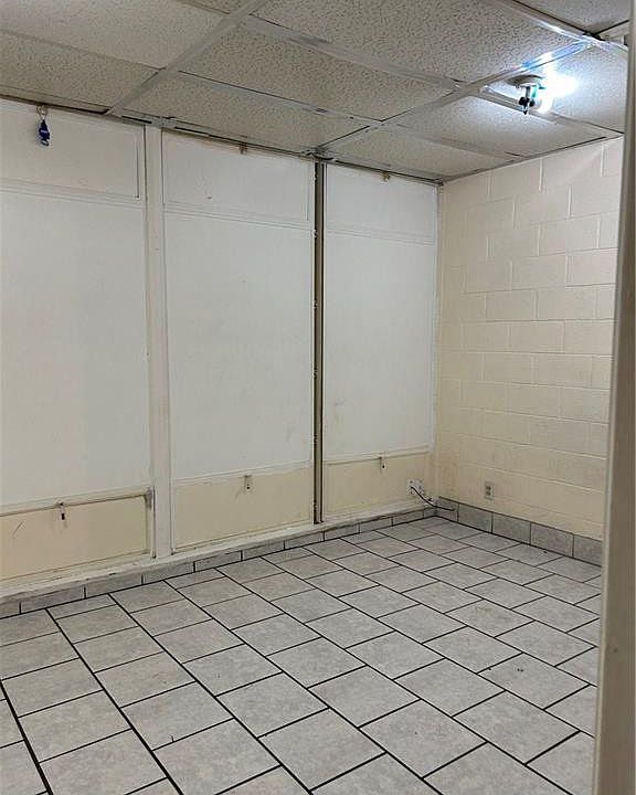 1st image of 2001 Gloucester St #7