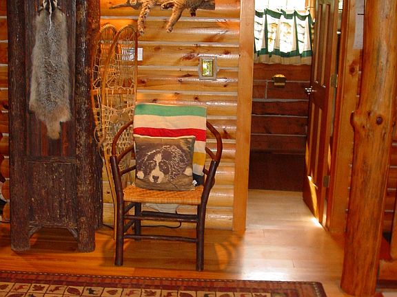 foyer hearth rm main level