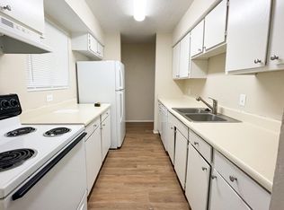 2620 Pecan Ridge Dr #B, Bryan, TX 77802