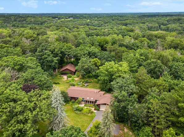 8665 Kimbro Ln N, Stillwater, MN 55082