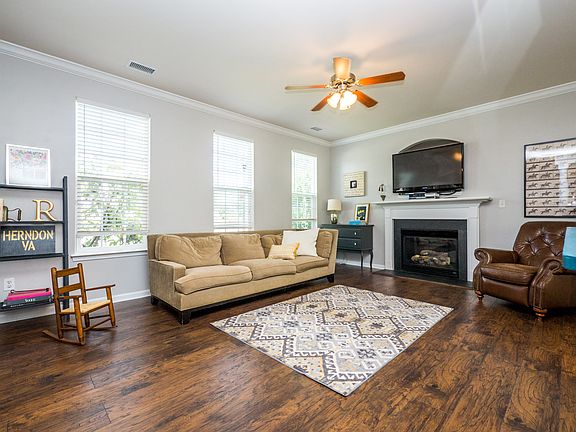 5th image of 9813 Glenburn Ln