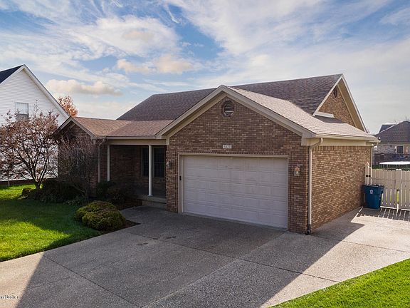 3rd image of 5422 Galaxie Dr