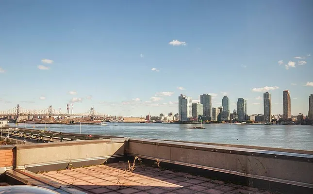 Rented by Luxury Habitat | media 15